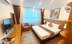 Khách sạn Thiên Đường - Paradise Hotel